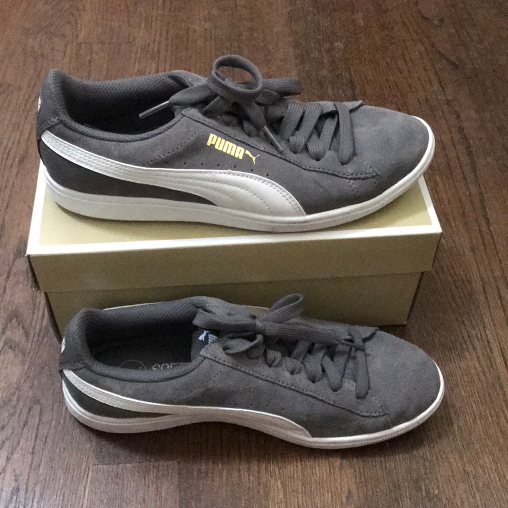 Puma Sneakers